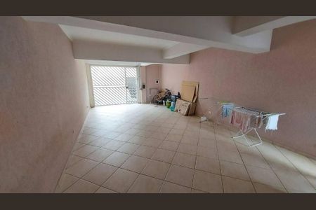 Casa à venda com 3 quartos, 210m² em Jardim Ester, São Paulo