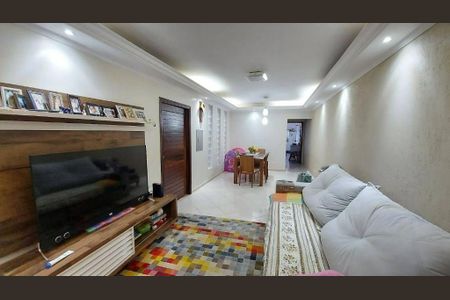 Casa à venda com 3 quartos, 210m² em Jardim Ester, São Paulo