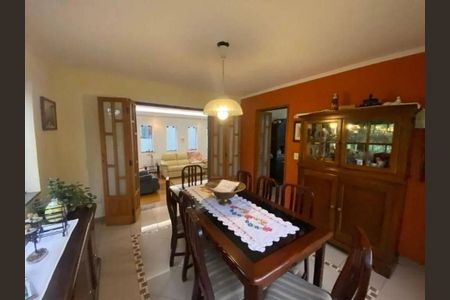 Casa à venda com 3 quartos, 200m² em Parque dos Principes, São Paulo