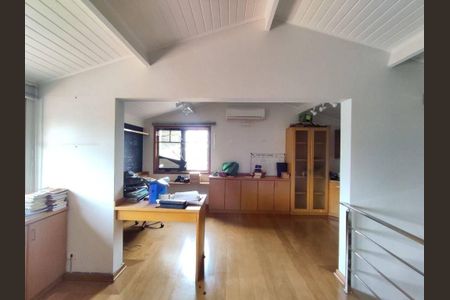 Casa à venda com 3 quartos, 150m² em Conjunto Residencial Butanta, São Paulo