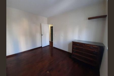 Casa à venda com 5 quartos, 150m² em Vila Indiana, São Paulo