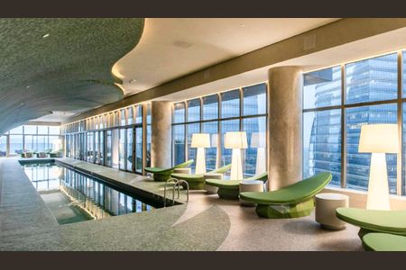 Apartamento para alugar com 68m², 2 quartos e 1 vagaÁrea comum - Piscina