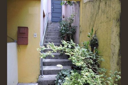 Casa à venda com 50m², 3 quartos e 2 vagas
