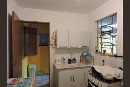 Casa à venda com 50m², 3 quartos e 2 vagas