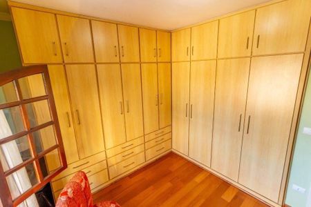 Casa à venda com 251m², 3 quartos e 1 vaga