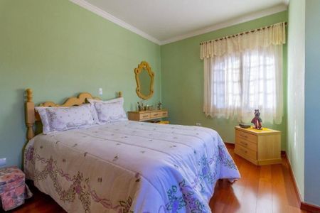 Casa à venda com 251m², 3 quartos e 1 vaga