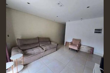 Casa à venda com 3 quartos, 125m² em Jardim Monte Alegre, São Paulo