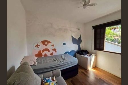 Casa à venda com 3 quartos, 125m² em Jardim Monte Alegre, São Paulo