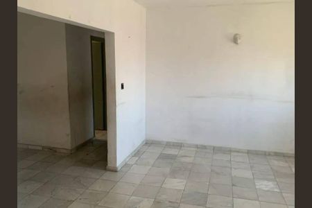 Casa à venda com 4 quartos, 200m² em Butantã, São Paulo