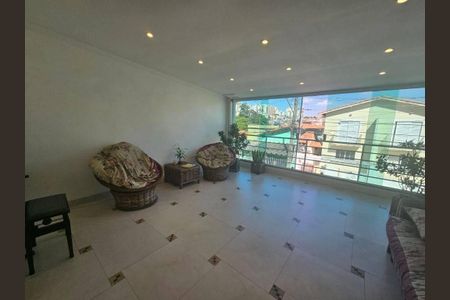 Casa à venda com 3 quartos, 134m² em Jardim Monte Kemel, São Paulo