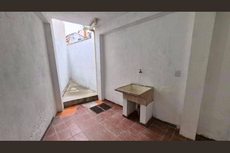 Casa à venda com 122m², 3 quartos e 1 vaga