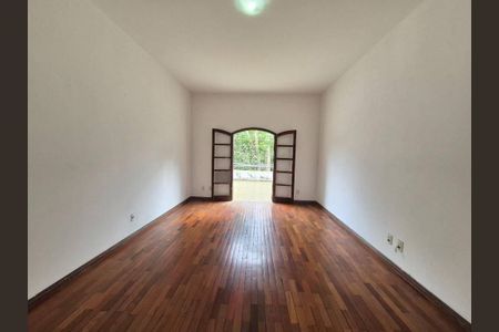 Casa à venda com 3 quartos, 204m² em Jardim Esmeralda, São Paulo