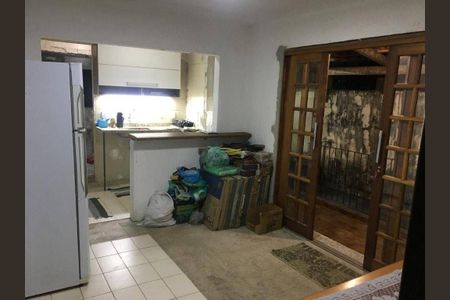 Casa à venda com 5 quartos, 186m² em Jardim Sarah, São Paulo