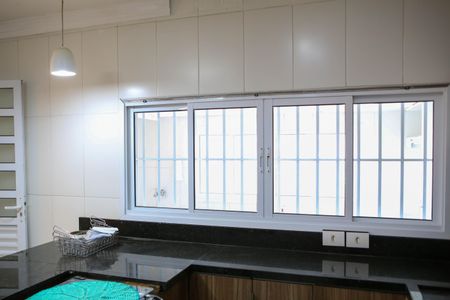 Casa à venda com 158m², 3 quartos e 2 vagasCozinha