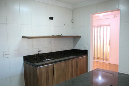 Casa à venda com 158m², 3 quartos e 2 vagasCozinha