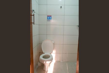 Casa à venda com 158m², 3 quartos e 2 vagasBanheiro social