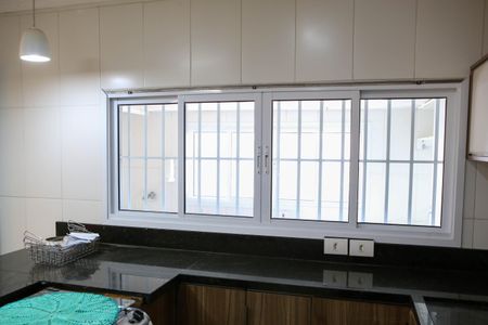 Casa à venda com 158m², 3 quartos e 2 vagasCozinha