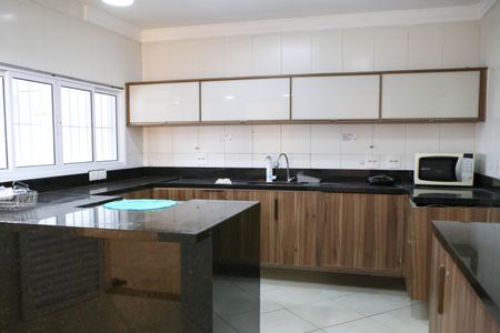 Casa à venda com 158m², 3 quartos e 2 vagasCozinha