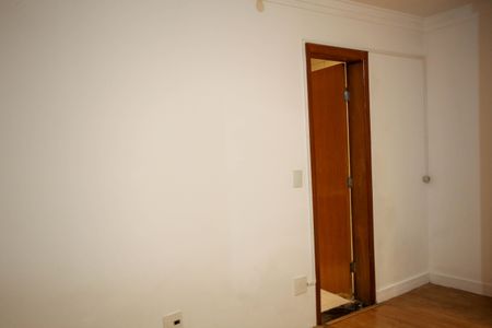 Casa à venda com 158m², 3 quartos e 2 vagasSuíte