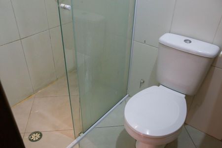 Casa à venda com 158m², 3 quartos e 2 vagasBanheiro social