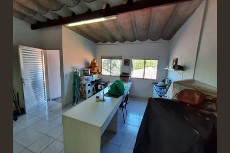 Casa à venda com 3 quartos, 150m² em Rio Pequeno, São Paulo