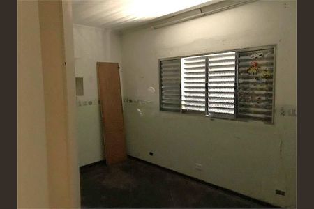 Casa à venda com 3 quartos, 237m² em Jardim Peri Peri, São Paulo
