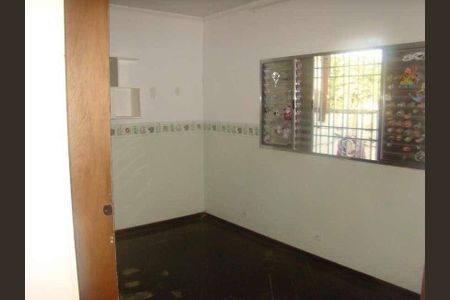 Casa à venda com 3 quartos, 237m² em Jardim Peri Peri, São Paulo