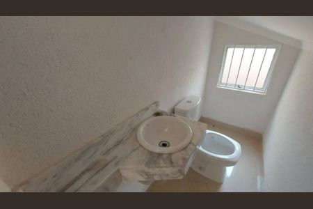 Casa à venda com 220m², 3 quartos e 6 vagas