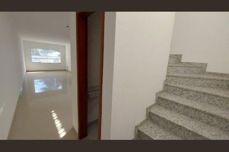 Casa à venda com 220m², 3 quartos e 6 vagas