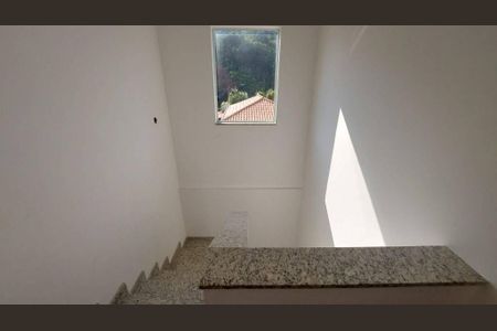 Casa à venda com 220m², 3 quartos e 6 vagas