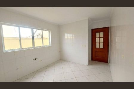Casa à venda com 180m², 4 quartos e 4 vagas