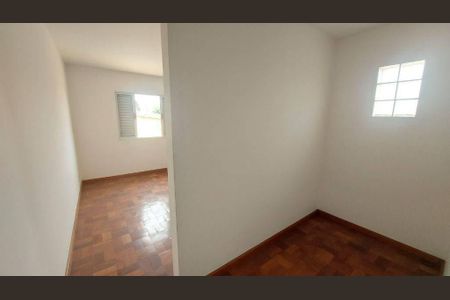 Casa à venda com 180m², 4 quartos e 4 vagas