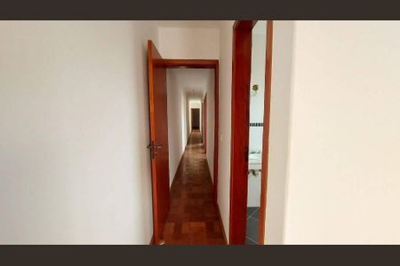 Casa à venda com 180m², 4 quartos e 4 vagas