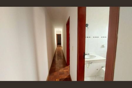 Casa à venda com 180m², 4 quartos e 4 vagas
