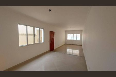 Casa à venda com 180m², 4 quartos e 4 vagas