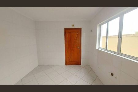 Casa à venda com 180m², 4 quartos e 4 vagas