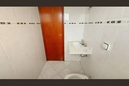 Casa à venda com 180m², 4 quartos e 4 vagas