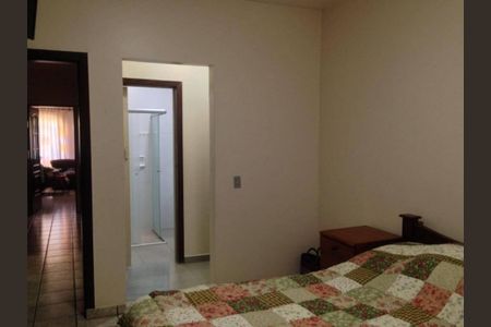 Casa à venda com 126m², 3 quartos e 2 vagas