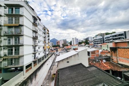 Apartamento à venda com 66m², 2 quartos e 1 vagaVista