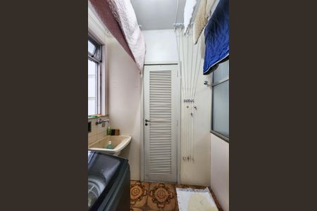 Apartamento à venda com 66m², 2 quartos e 1 vagaÁrea de Serviço 