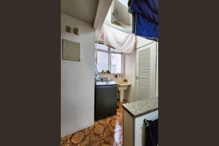 Apartamento à venda com 66m², 2 quartos e 1 vagaÁrea de Serviço 