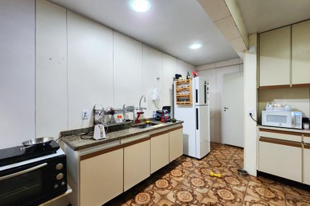 Apartamento à venda com 66m², 2 quartos e 1 vagaCozinha 