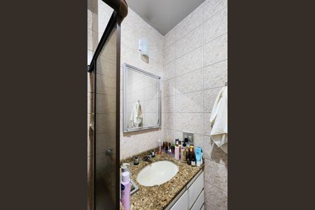 Apartamento à venda com 66m², 2 quartos e 1 vagaBanheiro da Suíte 