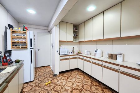 Apartamento à venda com 66m², 2 quartos e 1 vagaCozinha 
