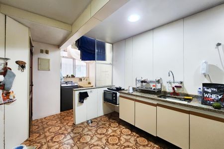 Apartamento à venda com 66m², 2 quartos e 1 vagaCozinha 