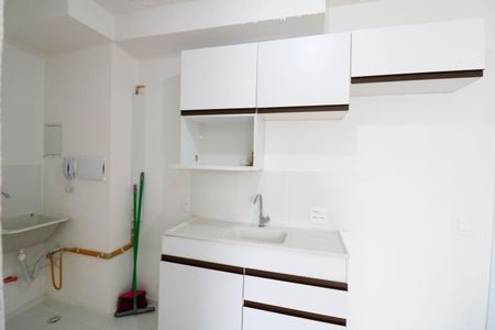 Apartamento à venda com 32m², 2 quartos e sem vagaSala / Cozinha