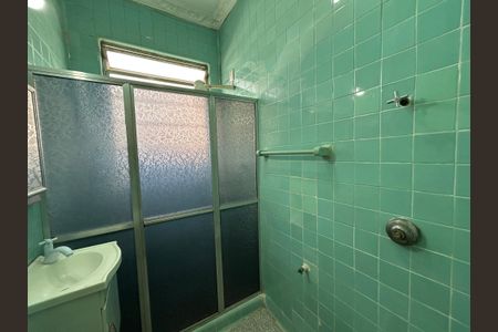 Apartamento para alugar com 51m², 2 quartos e sem vagaBanheiro