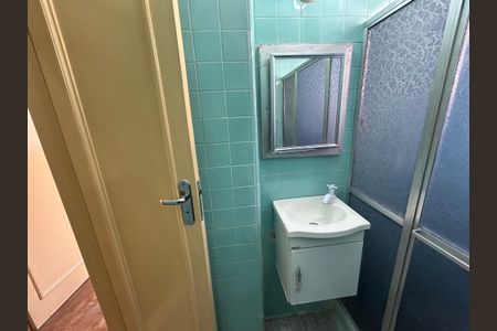 Apartamento para alugar com 51m², 2 quartos e sem vagaBanheiro