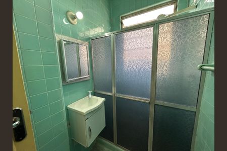 Apartamento para alugar com 51m², 2 quartos e sem vagaBanheiro