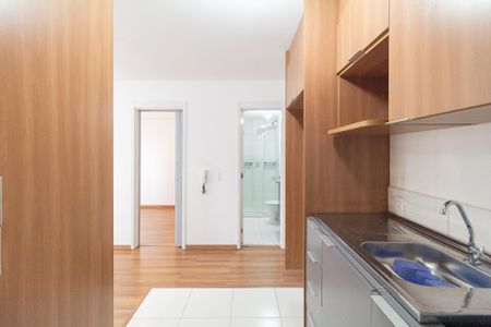 Apartamento para alugar com 35m², 2 quartos e 1 vaga Apartamento para alugar com 35m², 2 quartos e 1 vagaCozinha e área de serviço